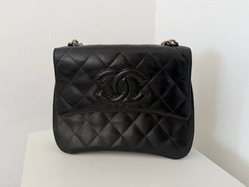 Chanel Vintage Chain Bag