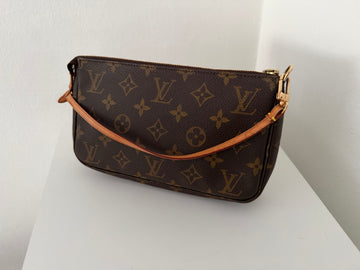 Louis Vuitton Pochette