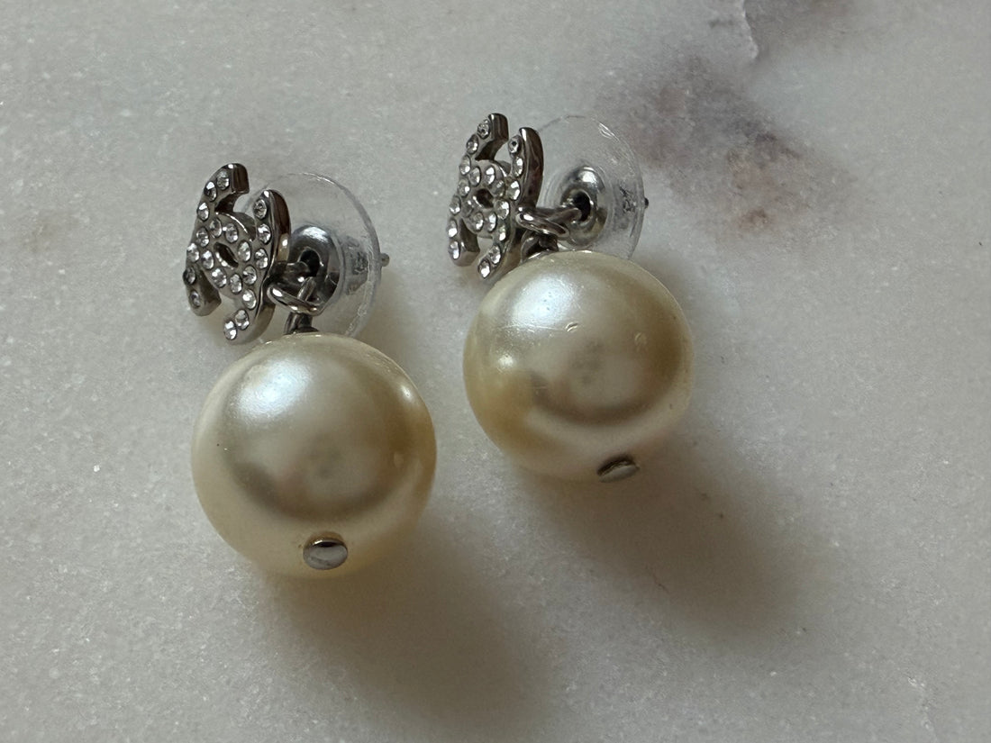 Chanel CC Logo Pearl Drop Earrings