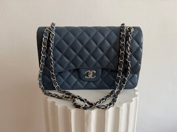 Chanel Classic Jumbo