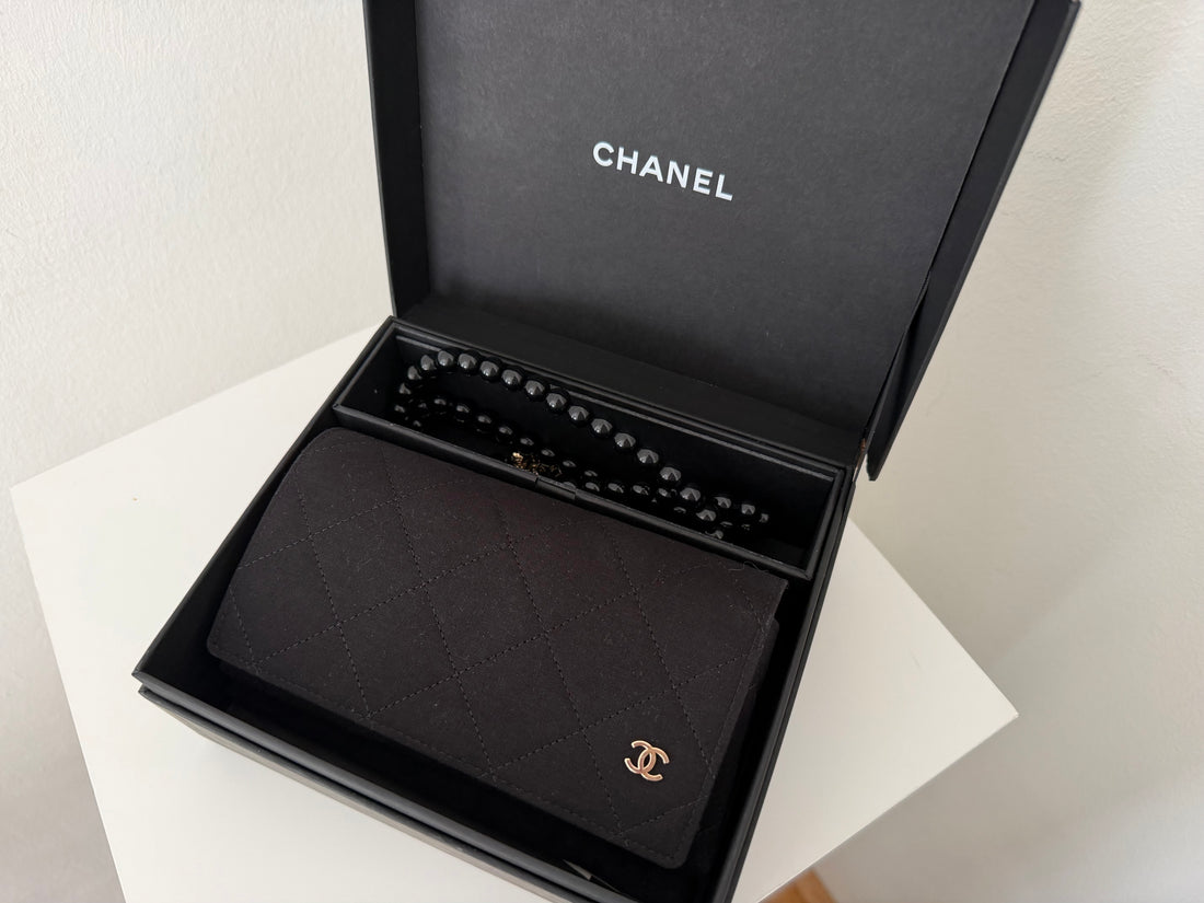 Chanel Chain Logo Square Sunglasses CH5487A